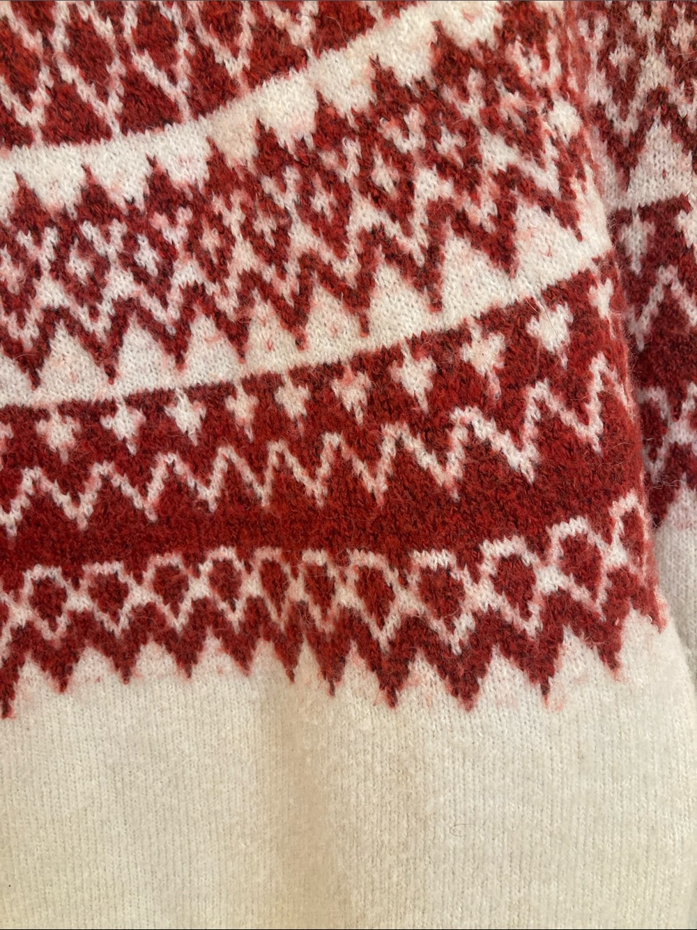 H&M Red and Cream Patterned Knit Sweater - Picture 5 of 10